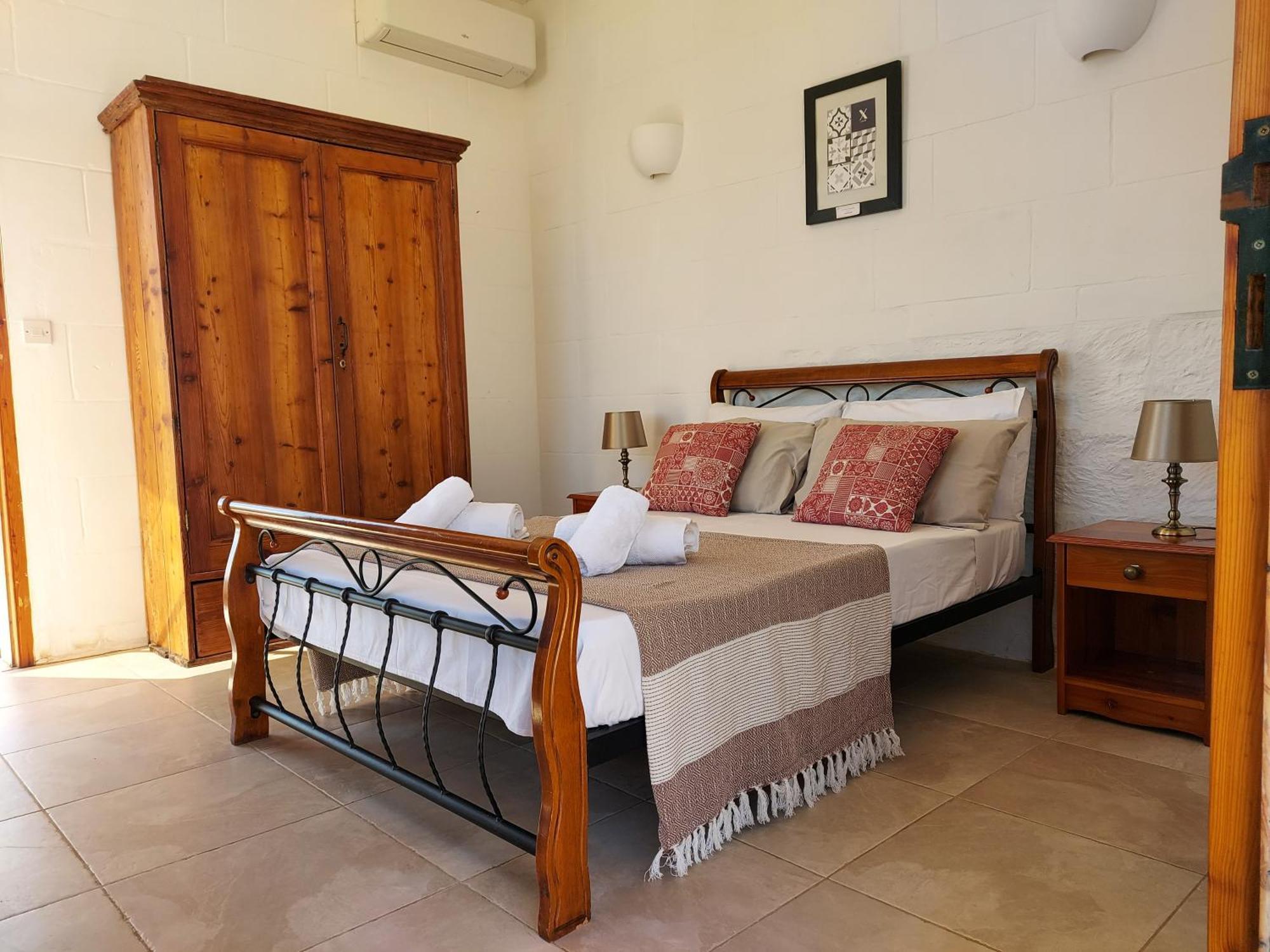 Razzett Warda B&B Għasri Dış mekan fotoğraf